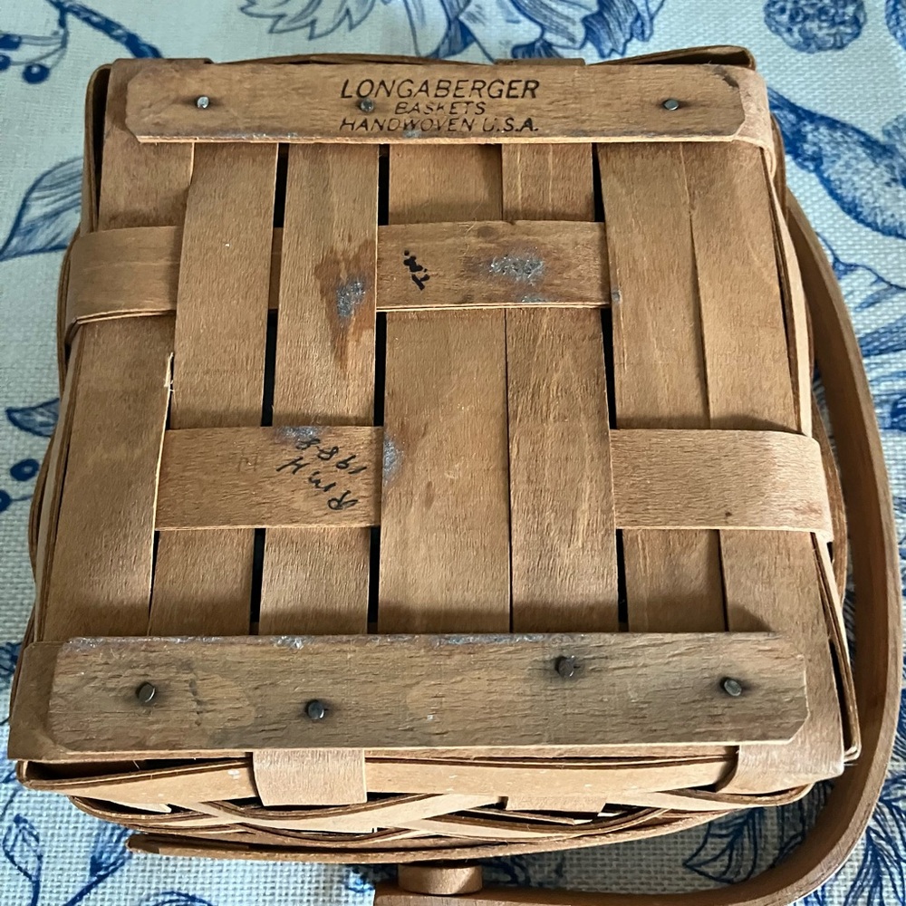 Vintage Longaberger 7 in. Woven Basket - Picture 6 of 7